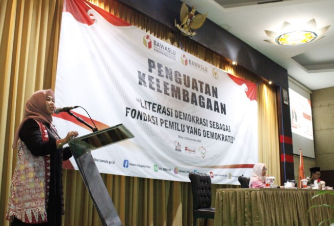 literasi demokrasi