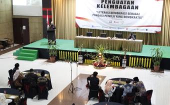 literasi demokrasi